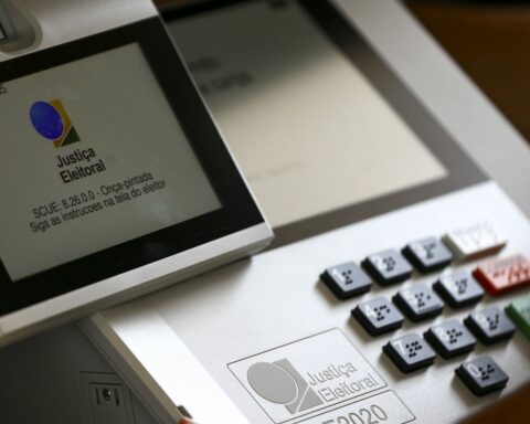 Number of ballot boxes replaced in Rio rises to 431