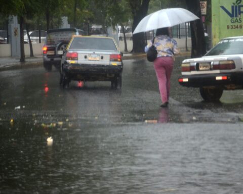 Onamet pronostica chubascos para mañana viernes