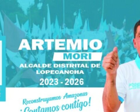 One of them did not vote for himself!  List of 6 candidates in Amazon only got 5 votes