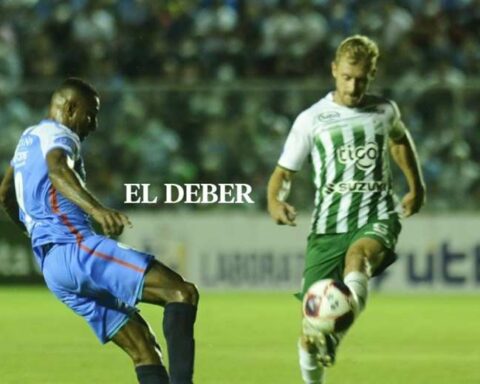 Oriente Petrolero and Blooming are tied this season