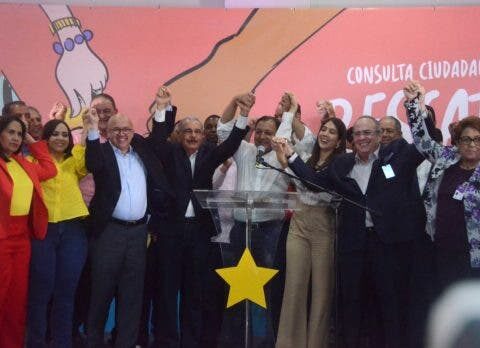 PLD proclama a Abel Martínez ganador y candidato presidencial para 2024