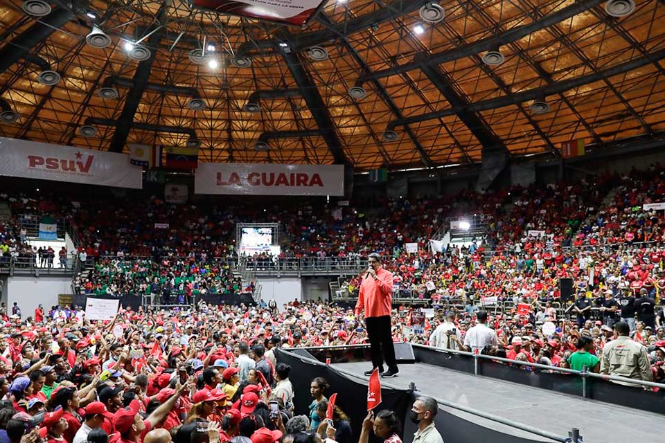 PSUV announces "manual" of militancy during the swearing-in of street bosses in Vargas