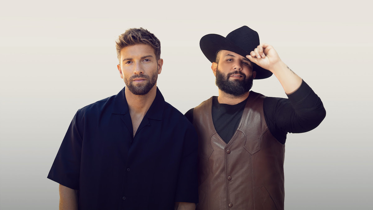 Pablo Alborán and Carín León premiere “Journey to Nowhere”