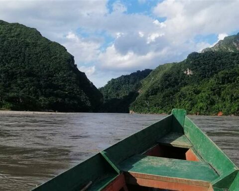 Park rangers who were missing are now with their families