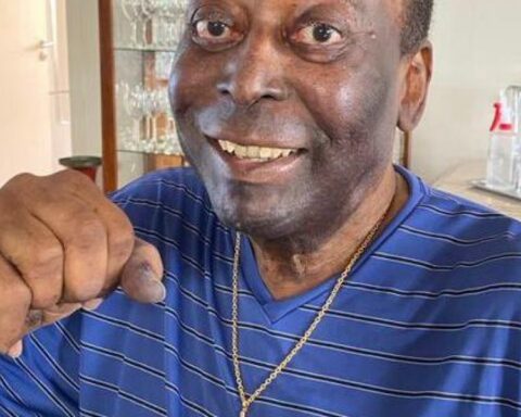 Pelé thanks life for celebrating his 82 years with health