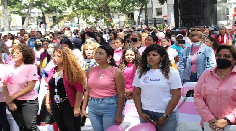 People mobilize in the Pink March for the Fight against Breast Cancer