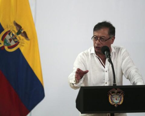 Petro announced that it will declare a national emergency for the winter