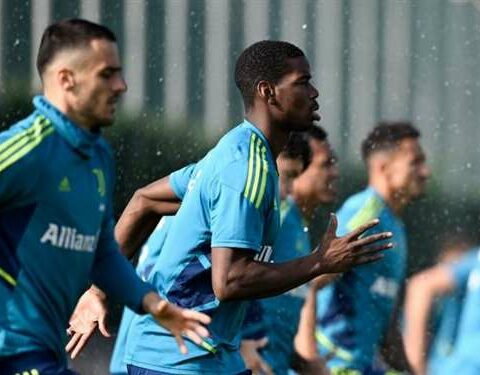 Pogba resumed collective training "partially" with Juventus