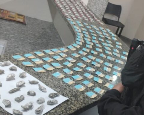 Police and MP carry out operation to arrest 24 suspected traffickers