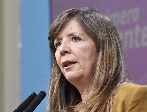 Political leaders from different spaces greeted the mothers on their day