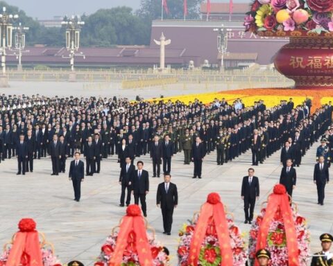 President Maduro commemorates 73 years of the founding of China