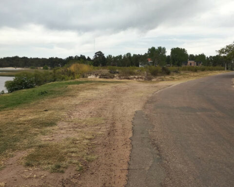 Proposal not to build on the coasts of the entire department of Colonia