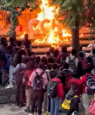 Protests grow at UNAM for alleged rape of a young man from CCH