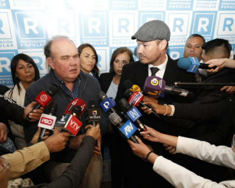 Rafael López Aliaga: "We are going to join forces with George Forsyth in the districts in which he has won"