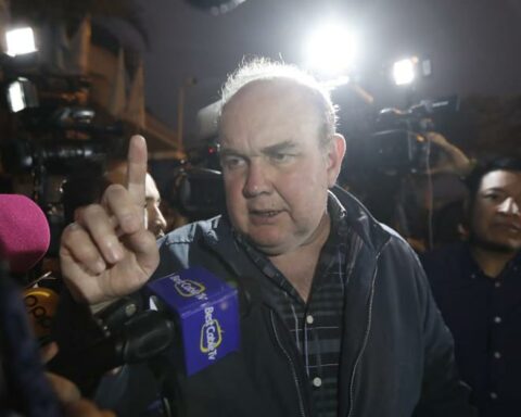 Rafael López Aliaga leaves open the possibility of meeting with the Minister of Economy and Finance