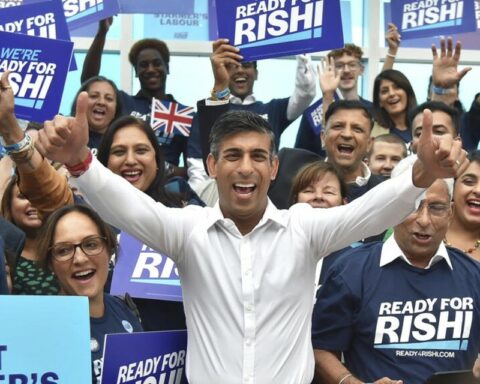 Rishi Suniak is elected as leader of the UK Conservative Party