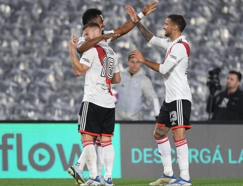 River made a great match and thrashed Students