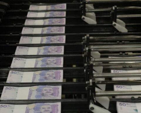 Royalty budget would be 2.1% of GDP