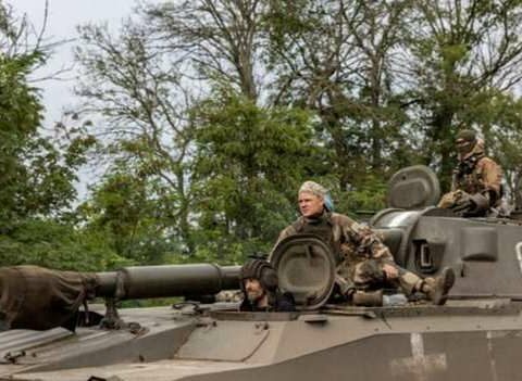 Russian troops are expelled from Lyman, a day after Putin annexed the town in eastern Ukraine