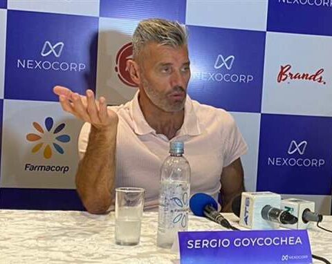 Sergio Goycochea made a lightning visit to Santa Cruz