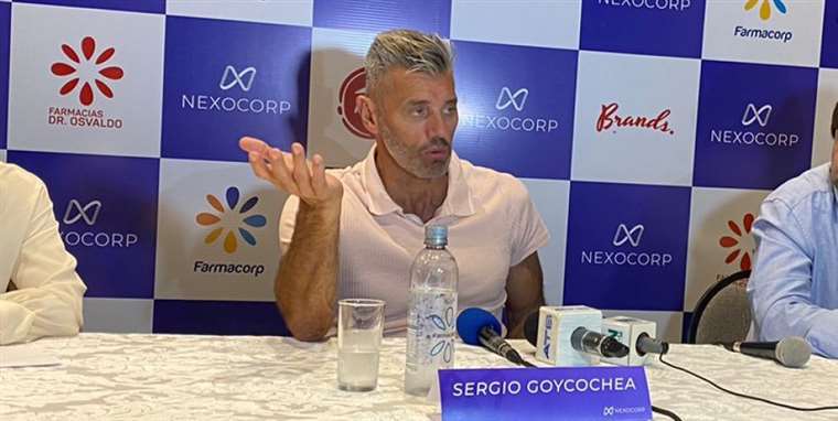 Sergio Goycochea made a lightning visit to Santa Cruz