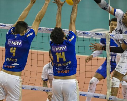 Superliga starts tonight with new rule against discrimination