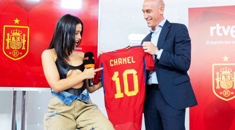 The Cuban Chanel will perform 'Toke', the song of the Spanish team in Qatar 2022