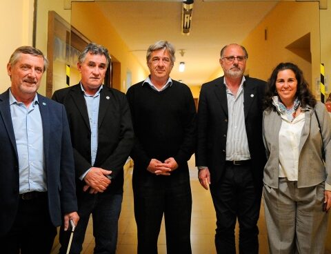 The Government presented a plan to strengthen small and medium producers