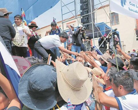 The MAS asks to remove three authorities;  Lima says that only the president decides