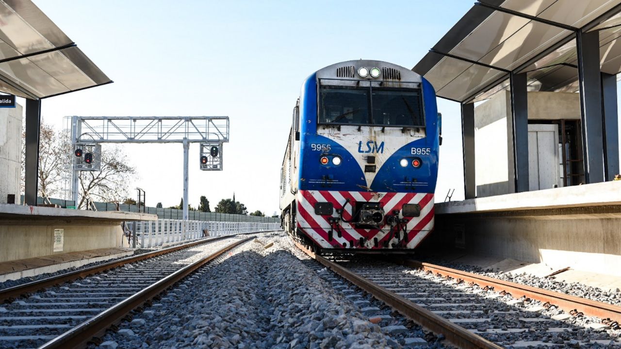 The Ministry of Transport approved a tender to renew the San Martín train line