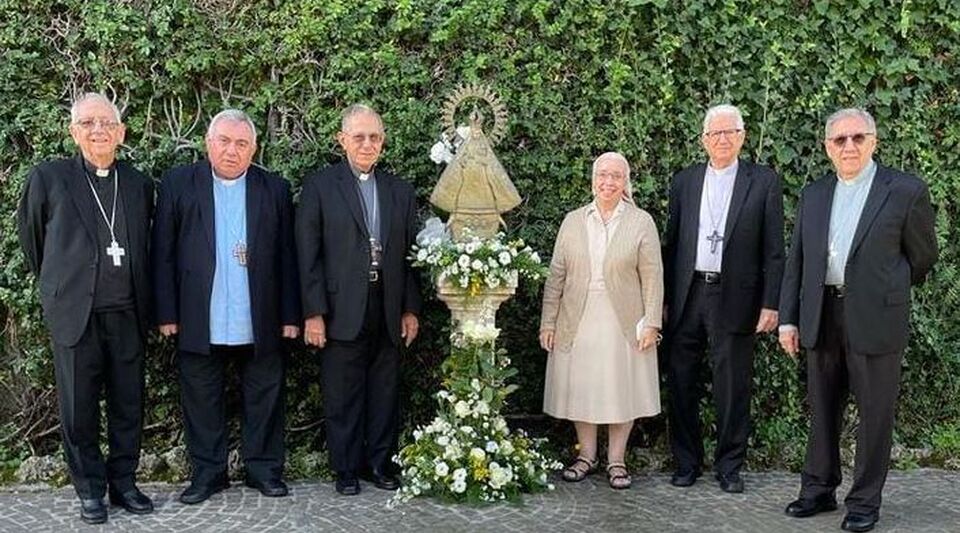 The Pope receives the delegation of the Cuban Church headed by Cardinal García