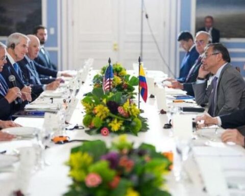 The US could exercise leadership in the IMF to lower debts: Petro