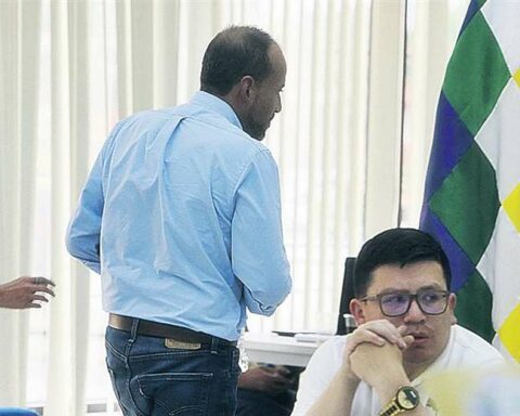 The government does not give in, the dialogue breaks down and the strike for the census is forceful