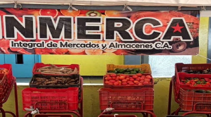 They carry out a feeding day for municipal workers in Caracas