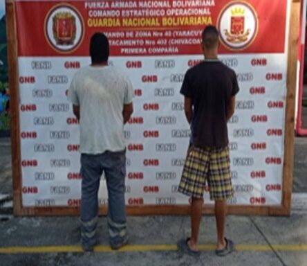 They caught two with 3 thousand liters of gasoline extracted from an oil pipeline