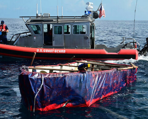 They find the bodies of more Cuban victims of the shipwreck in Florida