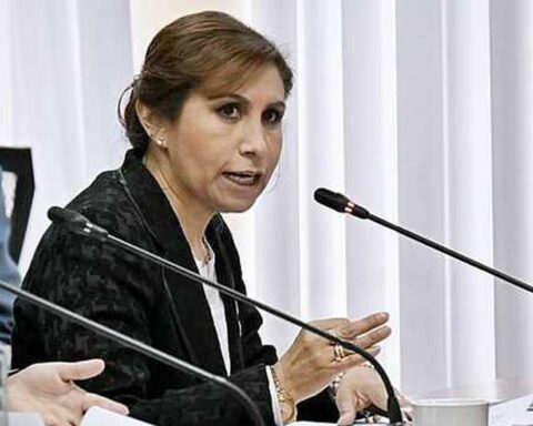 They order the delivery of information on assets and income of the Nation's fiscal, including part of the reserved