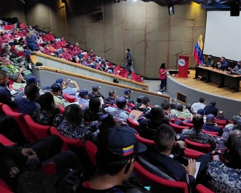 They will activate a security device for work in the Caracas Metro