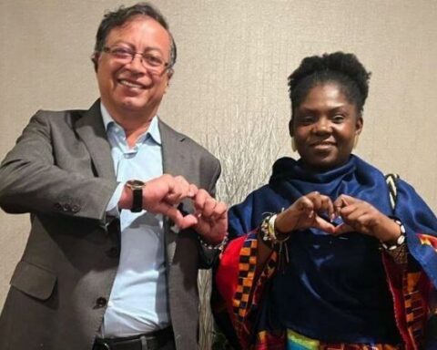 This is how politicians and businessmen have reacted to Presidency purchases