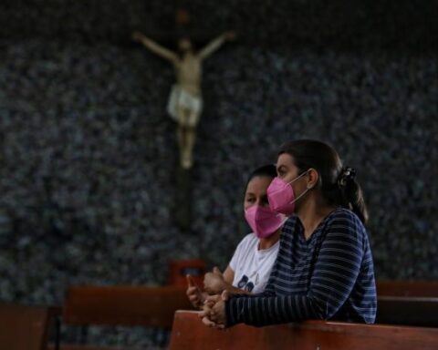 This is what the churches and religious cults in Colombia earn
