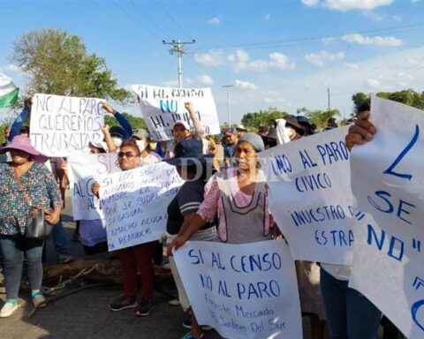 Three blocking points against the strike favor the accumulation of garbage and fuel shortages