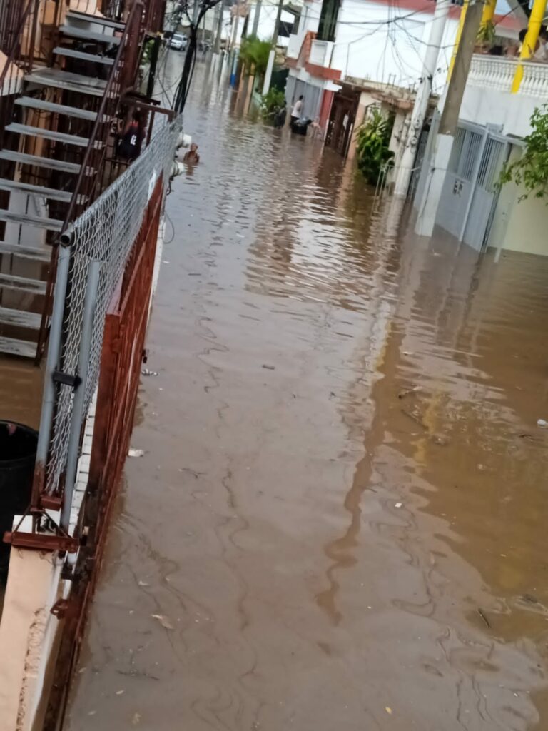 Torrential rains affected the municipality of Santiago de los Caballeros