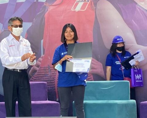 University recognizes athletes from Arequipa (VIDEO)