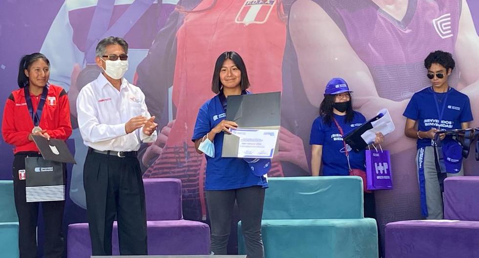 University recognizes athletes from Arequipa (VIDEO)