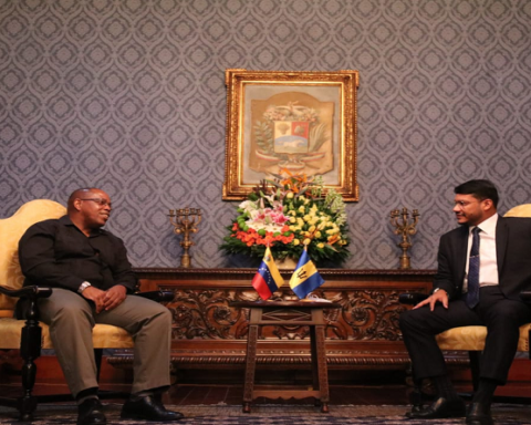 Venezuela y Barbados revisan temas de interés binacional