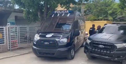 Villa Mella: Policía niega saqueos en establecimientos comerciales