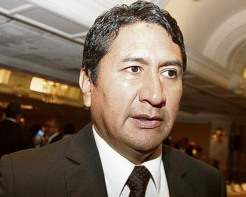 Vladimir Cerrón: "Peru Libre will never vote for vacancy, disqualification, or suspension"