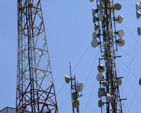 Volume of services advances 0.7% in August, according to IBGE