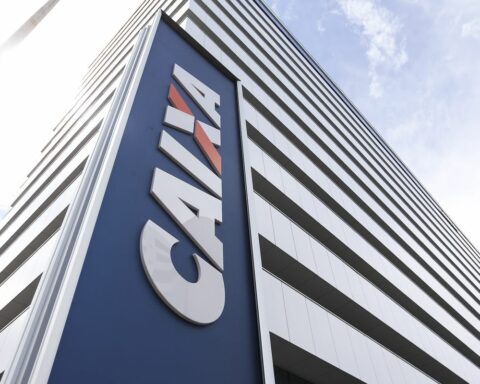 Wage bonus will be paid to 1.1 million workers this Monday