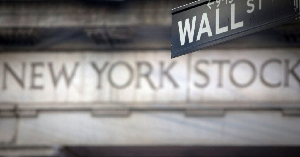 Wall Street advances after Goldman Sachs quarterly report